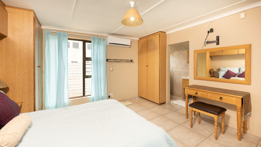 3 Bedroom Property for Sale in Struisbaai Western Cape